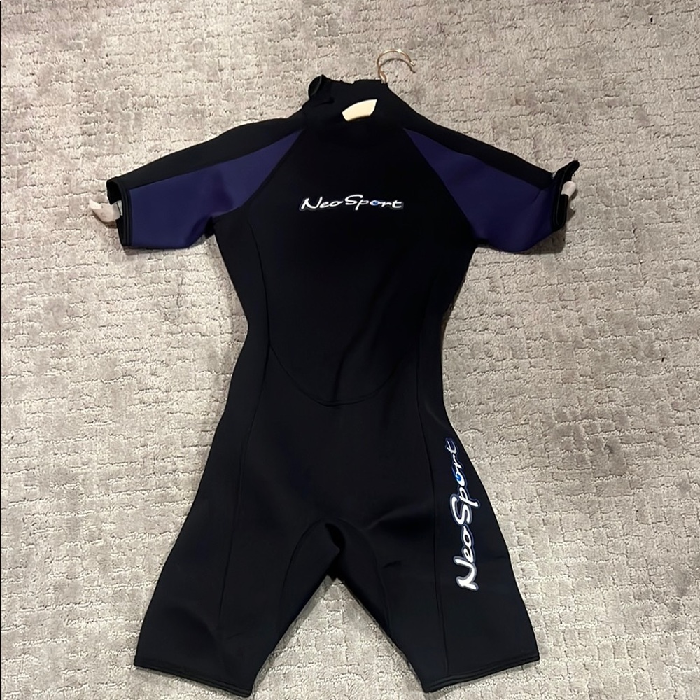 Kids Swim Wetsuit - Black and Blue